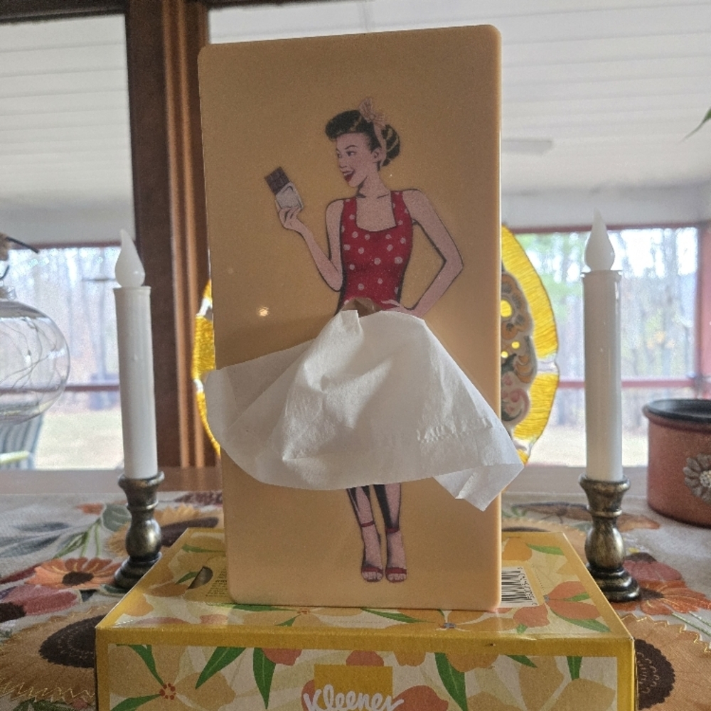 Vintage Inspired Tissue Box